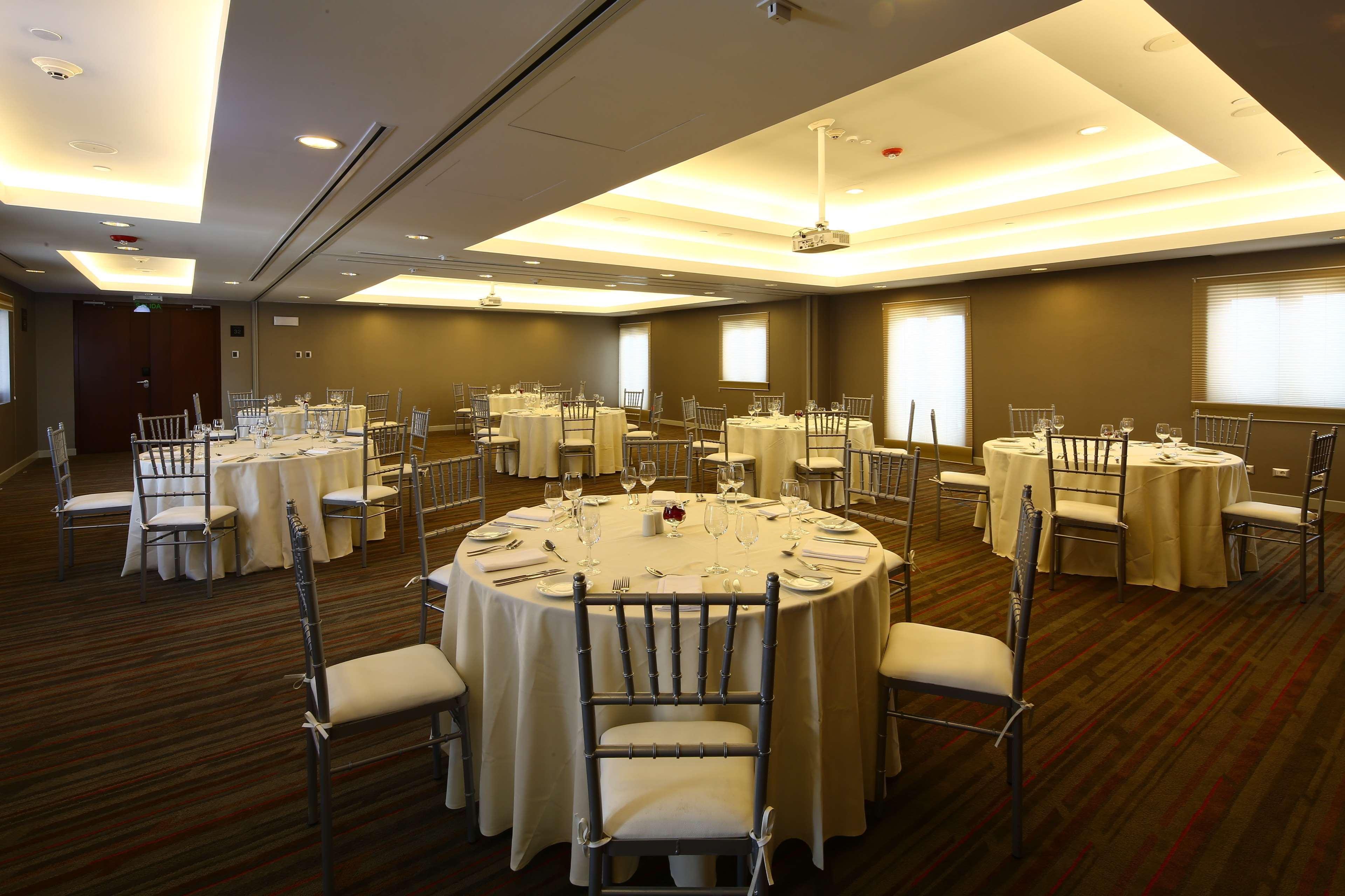 Hilton Garden Inn Куско Екстер'єр фото