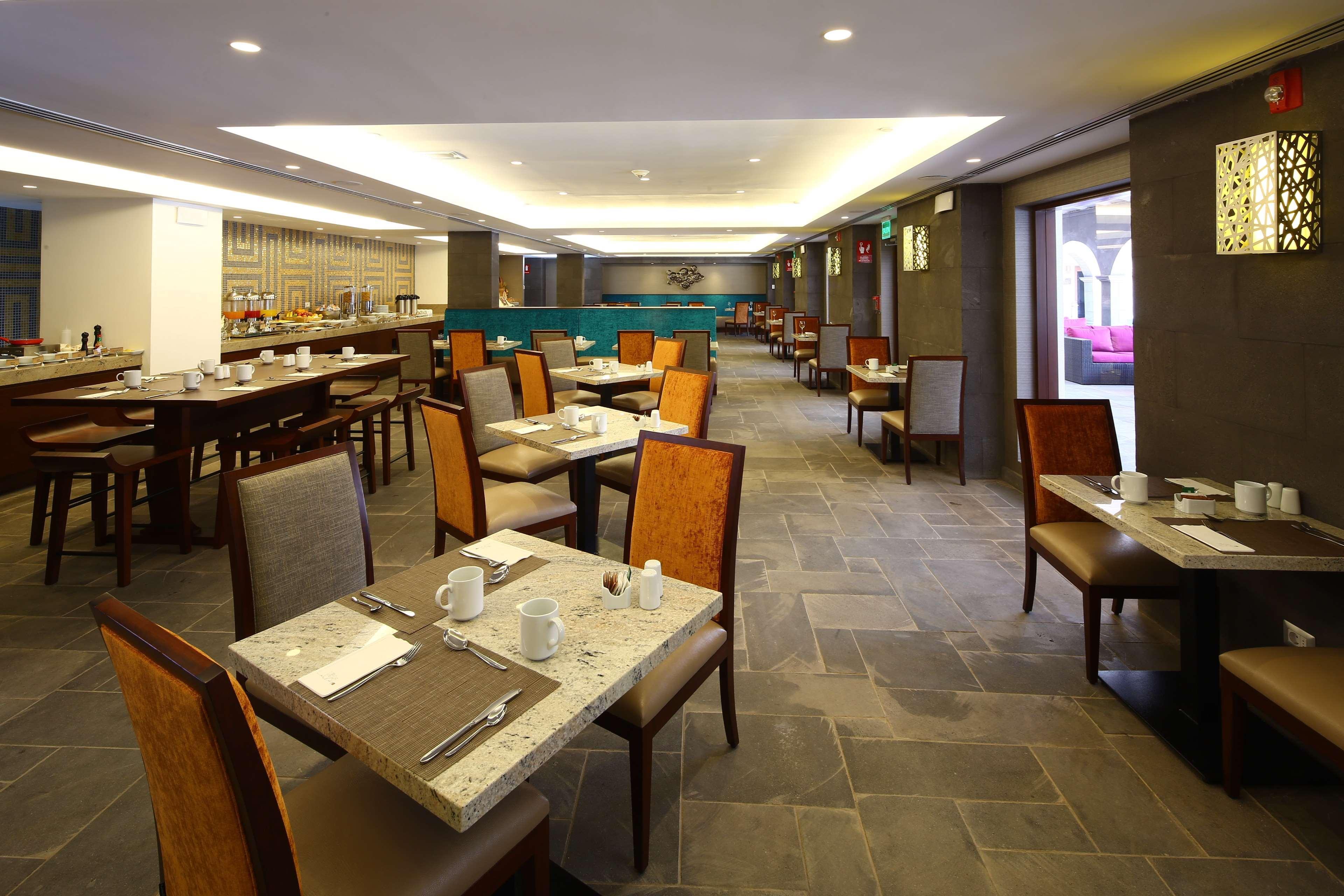 Hilton Garden Inn Куско Екстер'єр фото