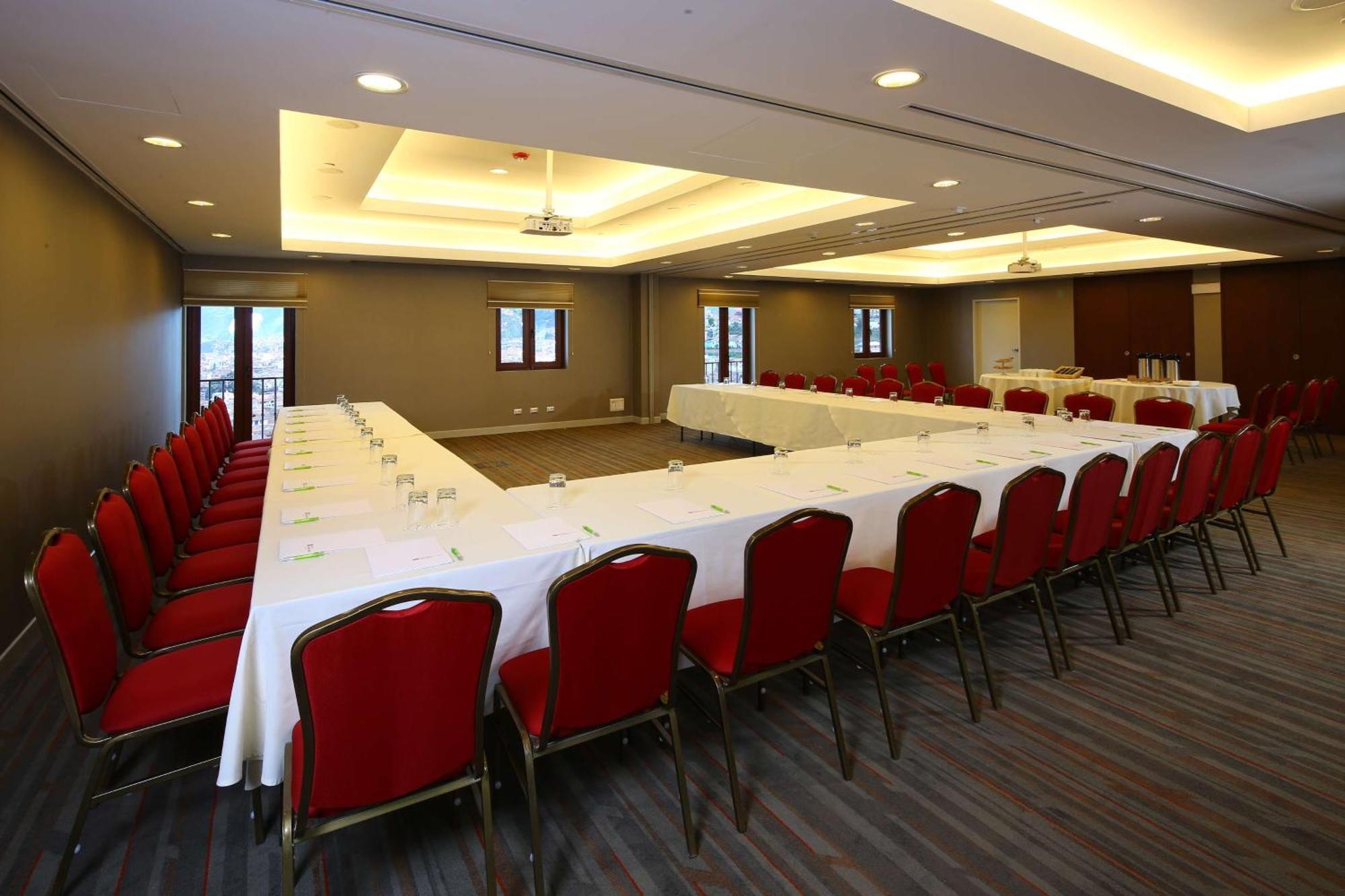 Hilton Garden Inn Куско Екстер'єр фото